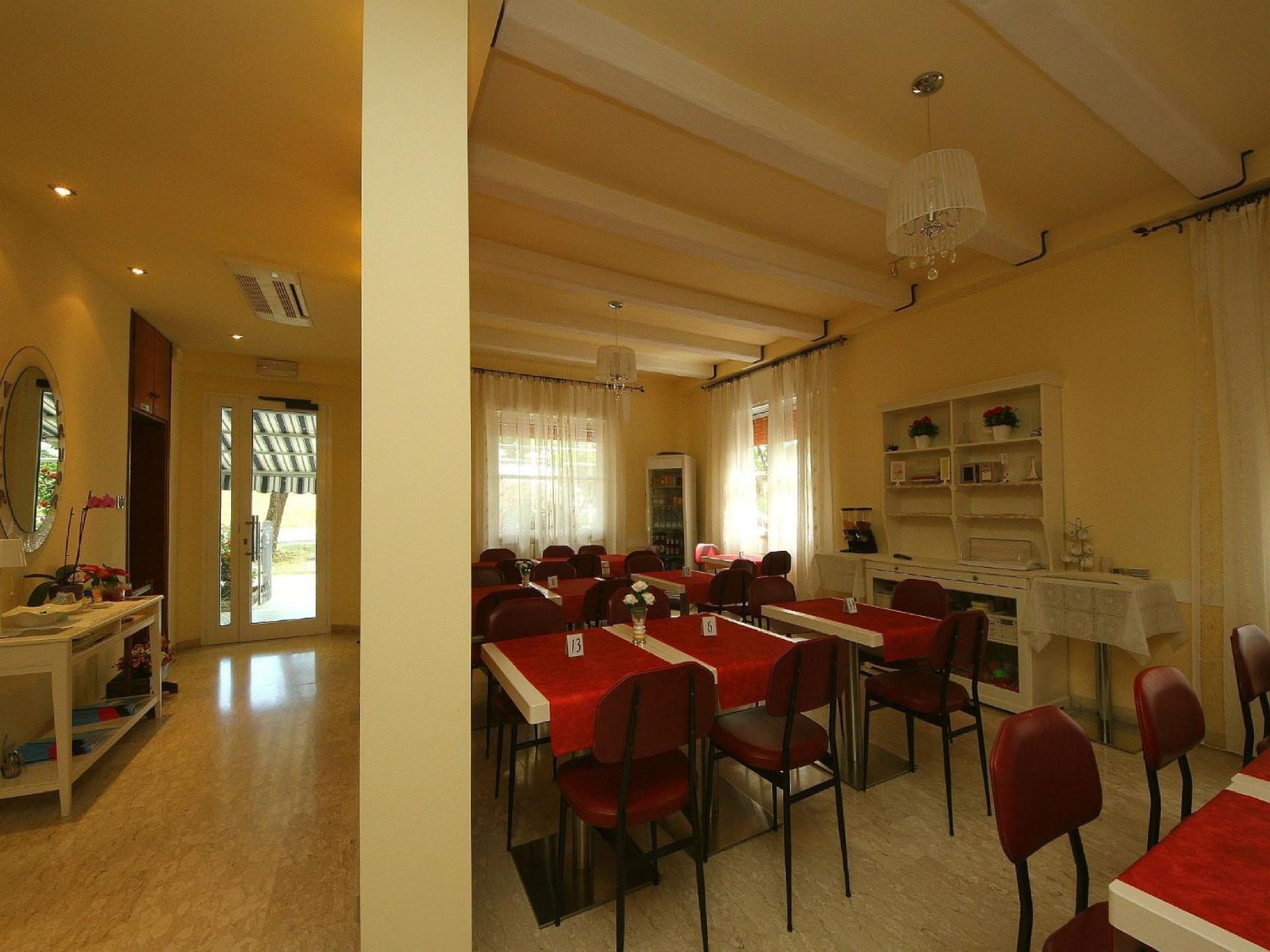 Villa Lauda B&B Rimini Exterior foto
