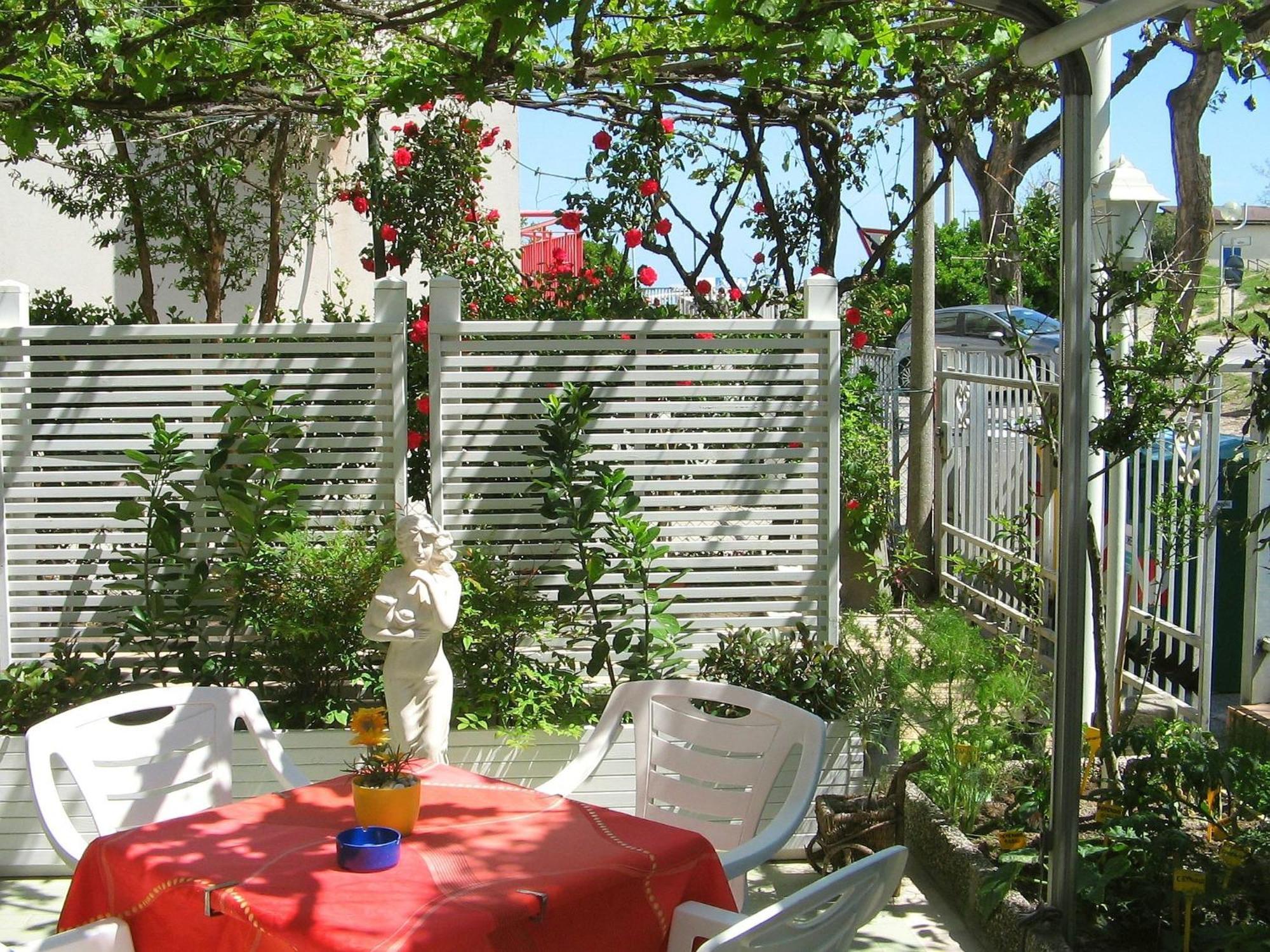 Villa Lauda B&B Rimini Exterior foto