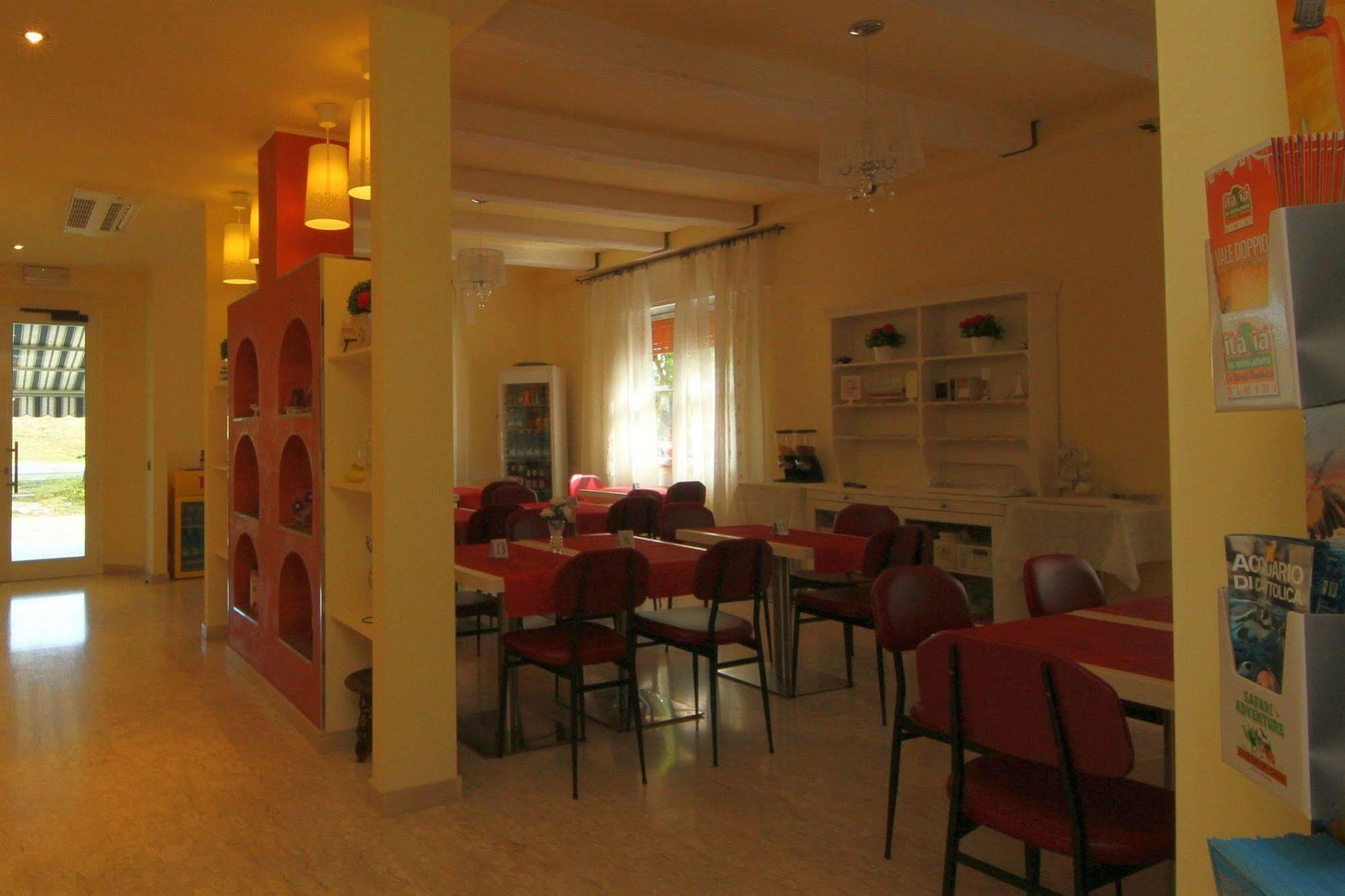 Villa Lauda B&B Rimini Exterior foto